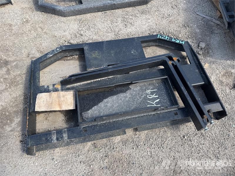  GIYI GY-FR47 47 in Mini Dingo Skid Steer Forks (Un Çatallar