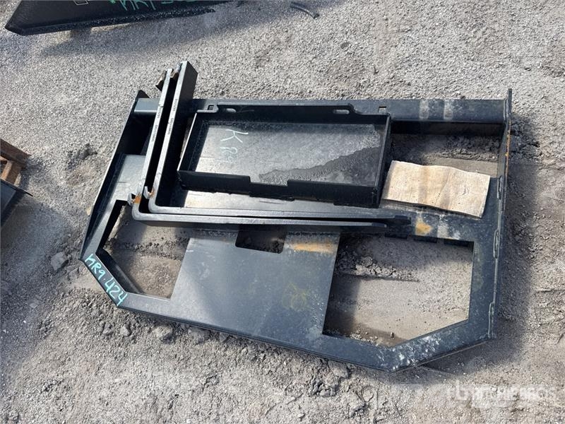  GIYI GY-FR47 47 in Mini Dingo Skid Steer Forks (Un Çatallar