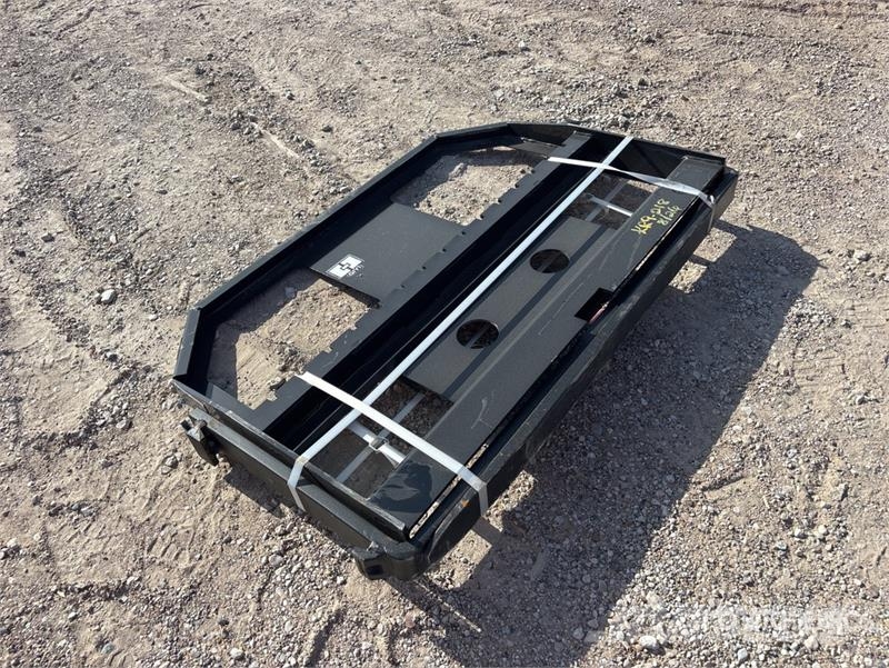 GIYI GY-FR47 48 in Skid Steer Forks (Unused) Vilice