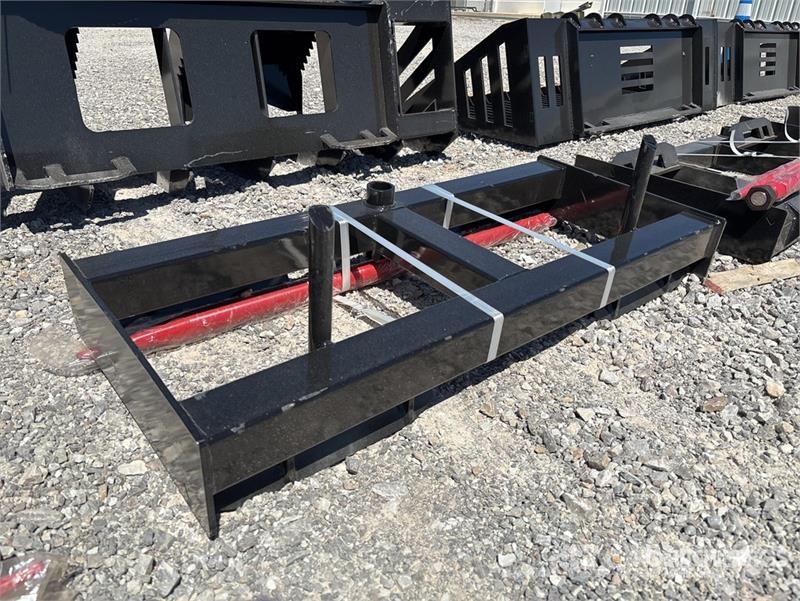  GIYI GY-HF47 47 in Skid Steer Bale Spear (Unused) Other components