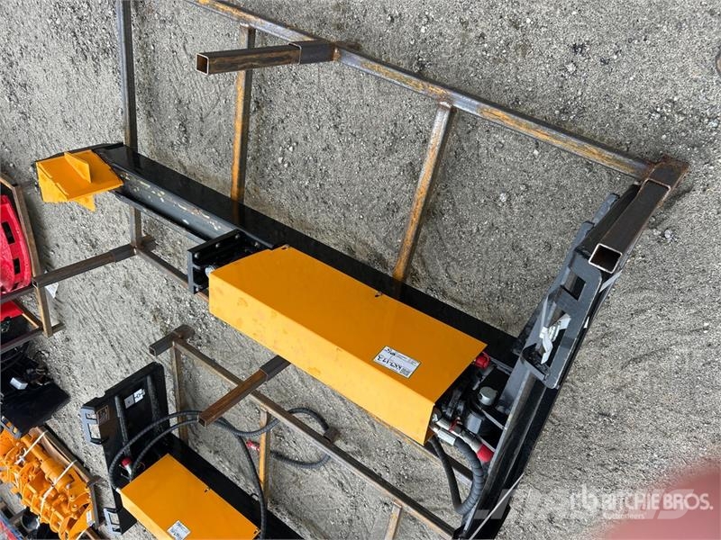 GIYI GY-HLS82 25 in Skid Steer Log Splitter (Unuse Cepilniki, lesni drobilci, in žage