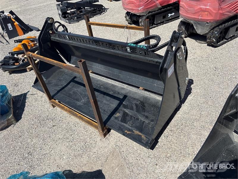  GIYI GY-KH72 4 in 1 Skid Steer Bucket (Unused) دلاء