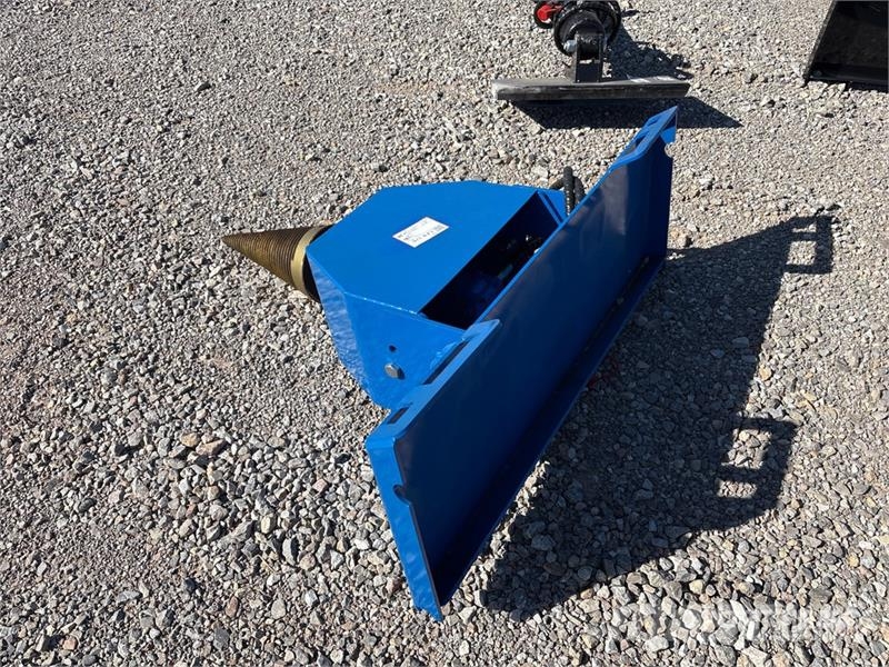 GIYI GY-LS43 43 in Skid Steer Log Splitter (Unused Houtklover