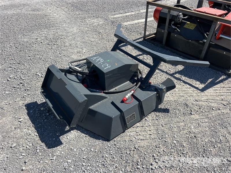  GIYI GY-MDM50 Mini Disc Skid Steer Mulcher (Unused Forstmulcher