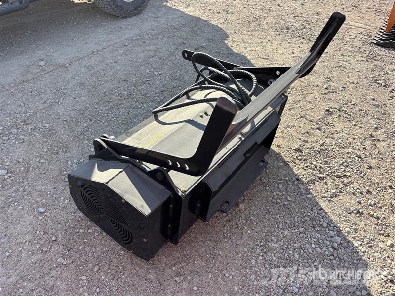 GIYI GY-ML45 32 in Skid Steer Mulcher (Unused) Ağaç parçalayıcılar