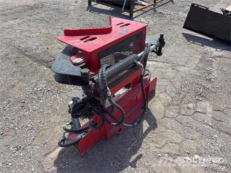 GIYI GY-MTS43 Mini Skid Steer Tree Shear (Unused) Cortadores