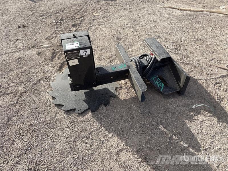  GIYI GY-MTS51 28 in Mini Skid Steer Tree Saw (Unus Other components