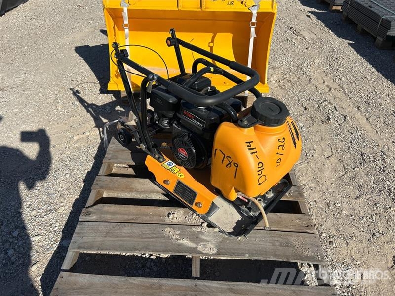 GIYI GY-P680 Vibratory Plate Compactor Trilmachines