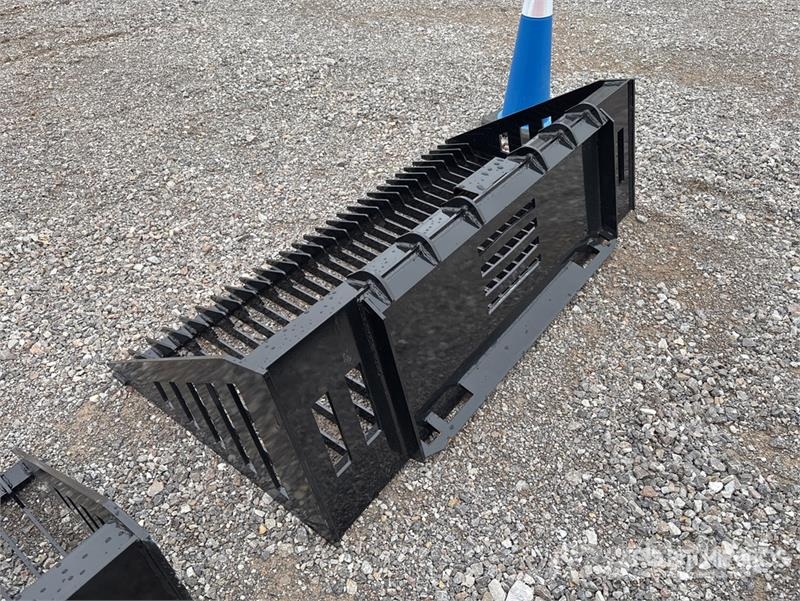 GIYI GY-RB66N 66 in Q/C Rock Skid Steer Bucket (Un Baldes