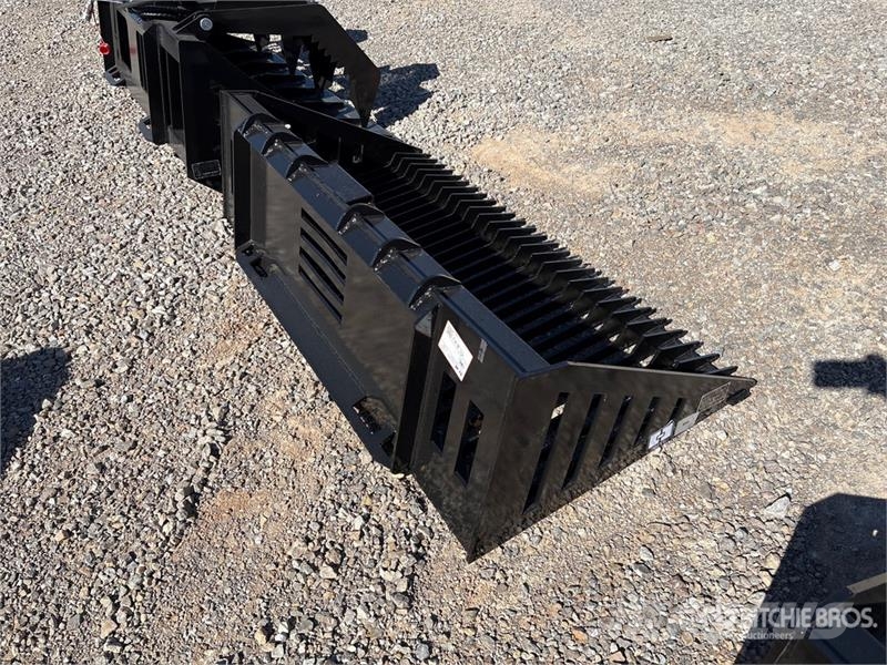 GIYI GY-RB66N 66 in Q/C Rock Skid Steer Bucket (Un Godet