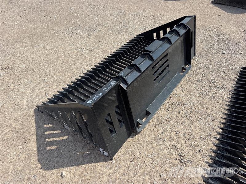  GIYI GY-RB66N 66 in Rock Skid Steer Bucket (Unused Skovle