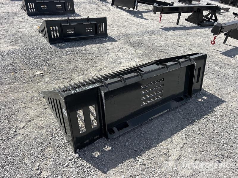 GIYI GY-RB66N 66 in Skid Steer Bucket (Unused) Baldes