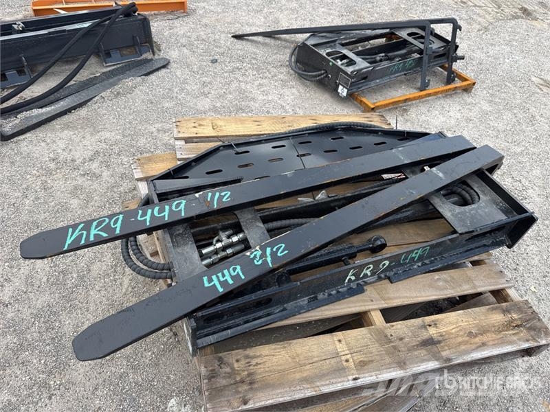 GIYI GY-SF60 60 in Skid Steer Forks (Unused) Fourche