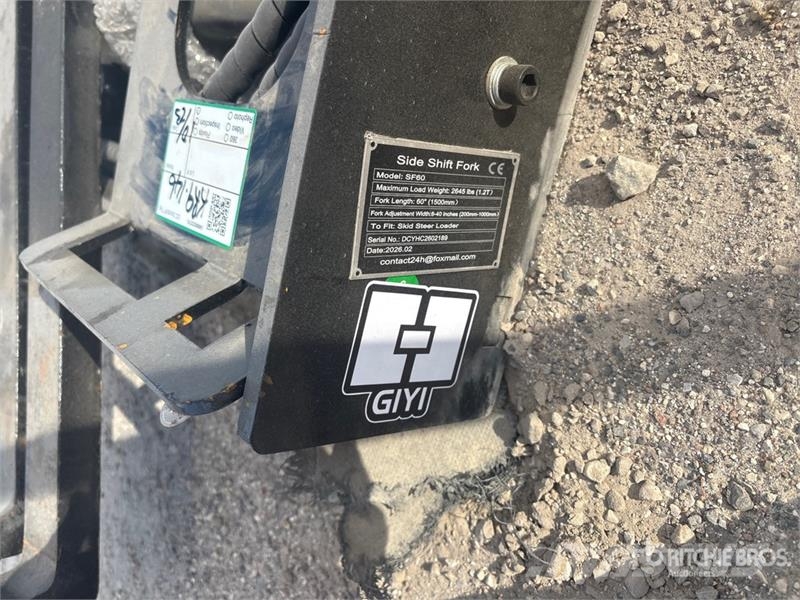 GIYI GY-SF60 60 in Skid Steer Forks (Unused) Forche