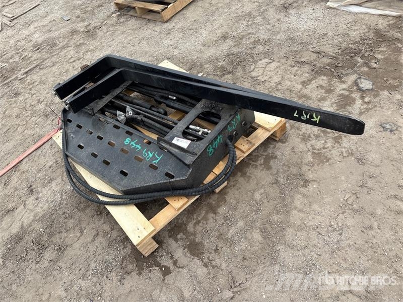 GIYI GY-SF60 Side shift Skid Steer Forks (Unused) شوكات