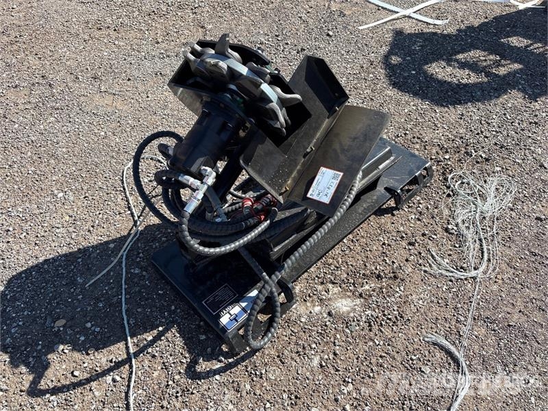 GIYI GY-SG45 4 in Skid Steer Stump Grinder (Unused Randaalid/mullafreesid