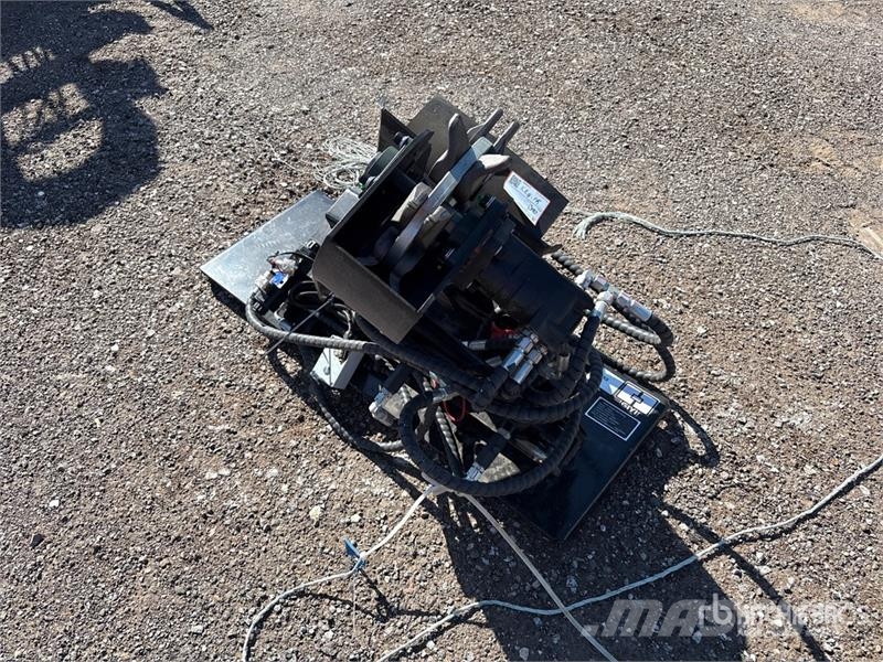 GIYI GY-SG45 4 in Skid Steer Stump Grinder (Unused Randaalid/mullafreesid