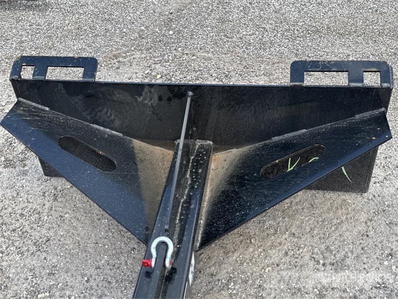 GIYI GY-STB47 131 in Skid Steer Boom (Unused) 建筑机械-其他