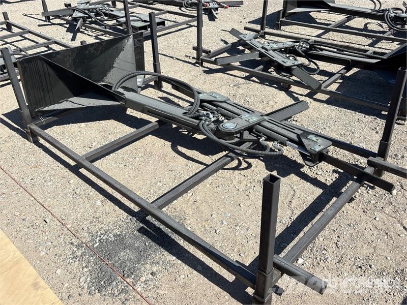  GIYI GY-STL75 75 in Skid Steer Tire Lifter (Unused Other components