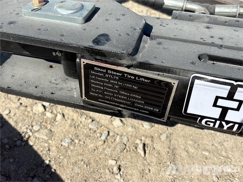  GIYI GY-STL75 75 in Skid Steer Tire Lifter (Unused Other components