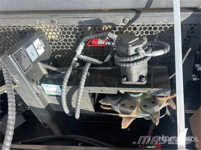  GIYI GY-SZYMJ Mini Skid Steer Stump Grinder (Unuse Rotacijske brane in multikultivatorji