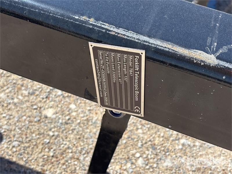 GIYI GY-TB47 132 in 3300 lb Forklift Telescopic Bo Egyéb adapterek és tartozékok