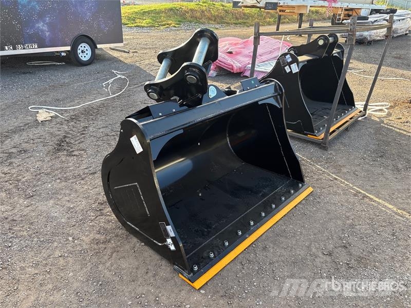 GIYI GY-TB60 60 in Cleanup Tilting Excavator Bucke Baldes