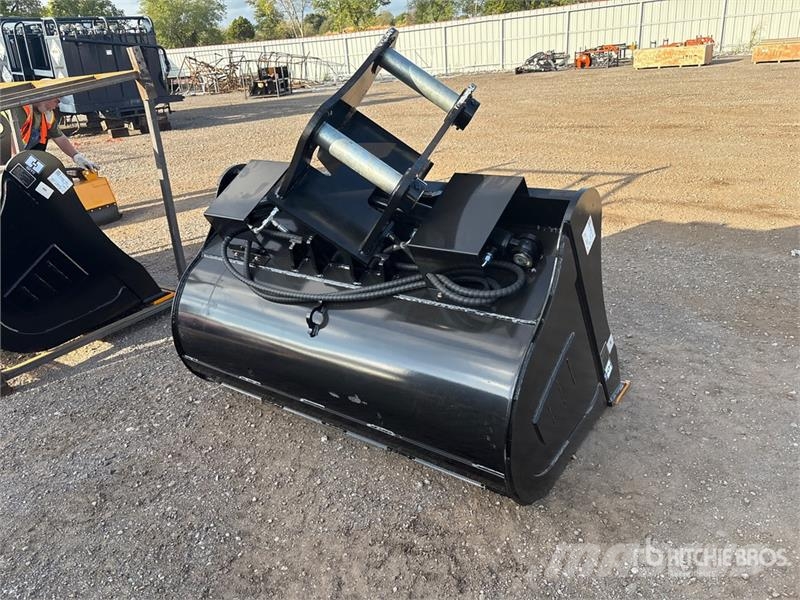 GIYI GY-TB60 60 in Cleanup Tilting Excavator Bucke Baldes