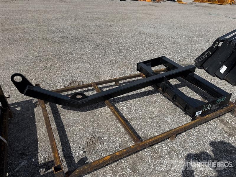 GIYI GY-TB72 72 in Skid Steer Tree Boom (Unused) Otros componentes