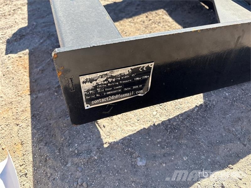 GIYI GY-TB72 Skid Steer Tree Boom (Unused) 其他组件