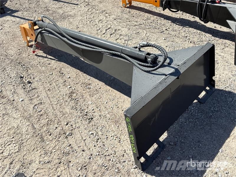  GIYI GY-TBL47 135 in Skid Steer Telescopic Boom (L Other components