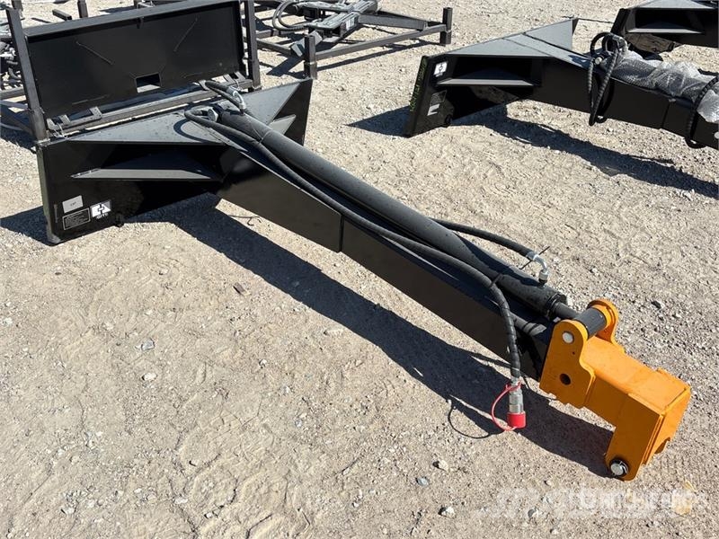  GIYI GY-TBL47 135 in Skid Steer Telescopic Boom (L Other components