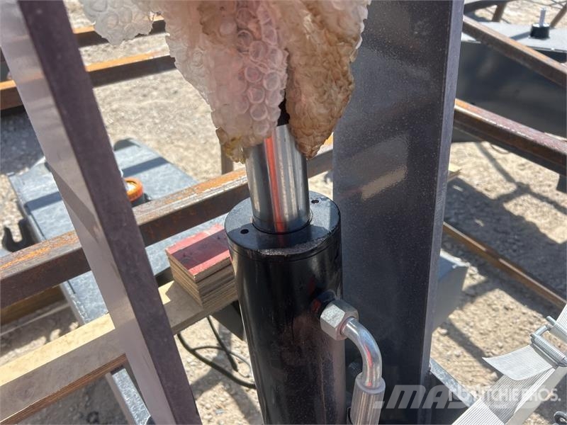 GIYI GY-TE780 Hydraulic Fifth Wheel Wrecker Attach Коммерческий транспорт - Другие