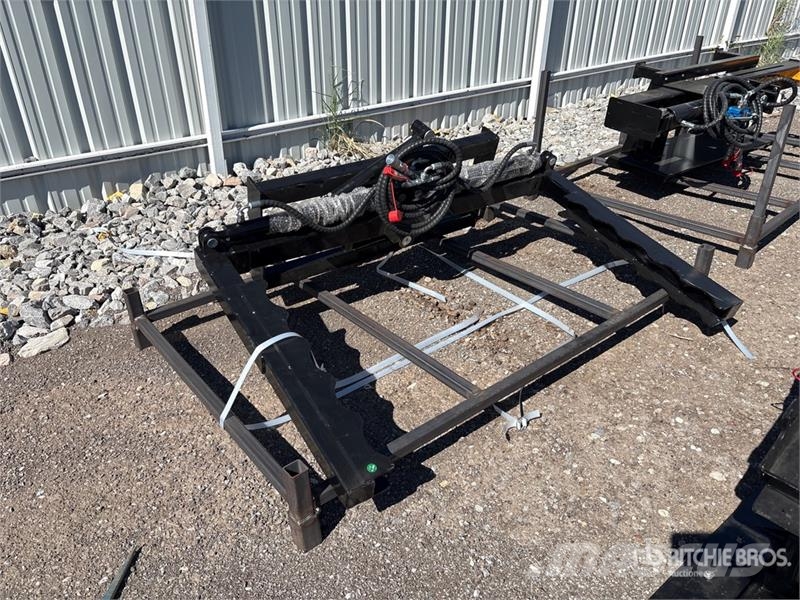  GIYI GY-TG98 98 in Telescopic Skid Steer Grapple ( Grapples