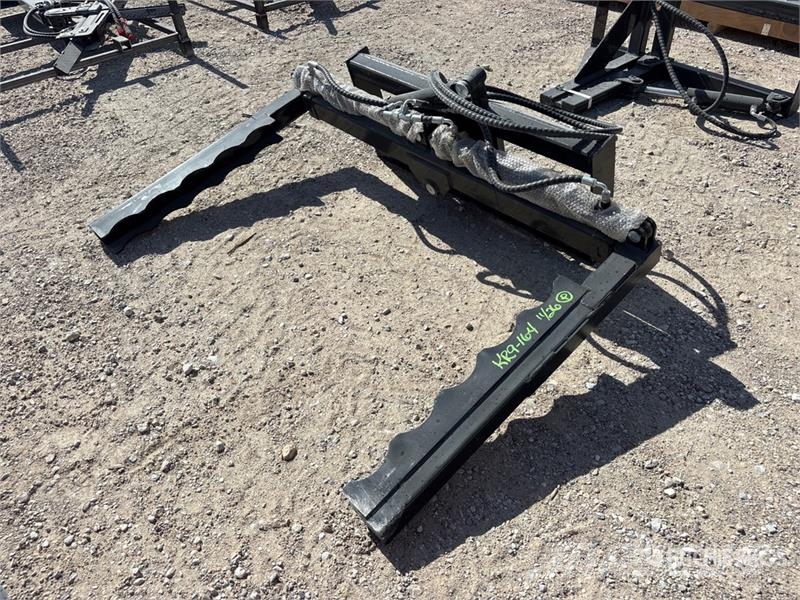 GIYI GY-TG98 98 in Telescopic Skid Steer Grapple ( Grijpers
