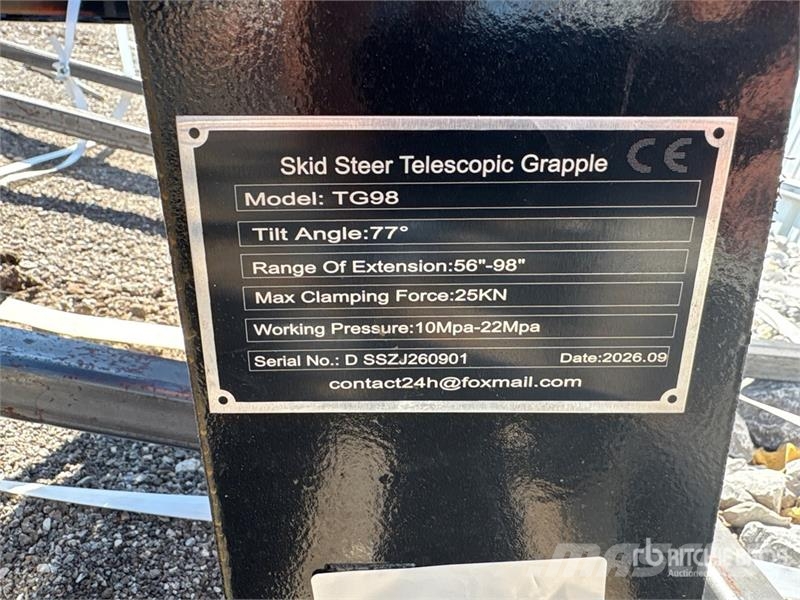  GIYI GY-TG98 98 in Telescopic Skid Steer Grapple ( Grapples