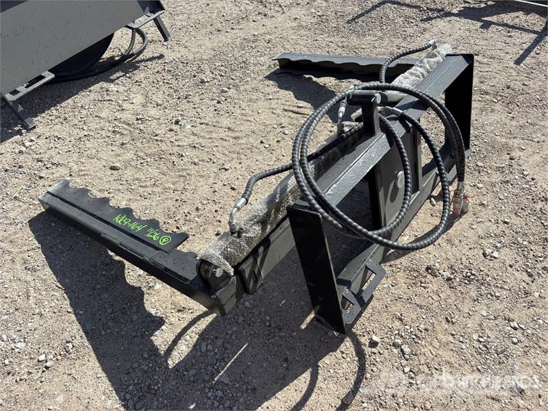 GIYI GY-TG98 98 in Telescopic Skid Steer Grapple ( Grijpers