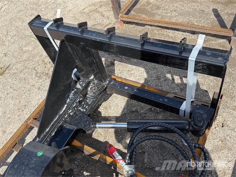 GIYI GY-TP25 25 in Skid Steer Post Puller (Unused) Компоненты строительной техники