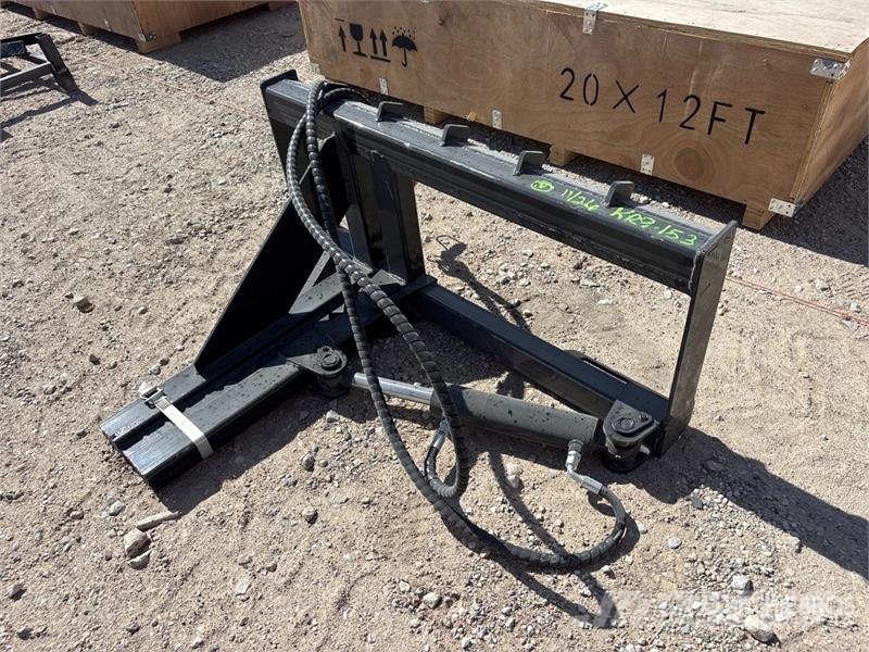  GIYI GY-TP45 25 in Skid Steer Post Puller (Unused) مكونات أخرى