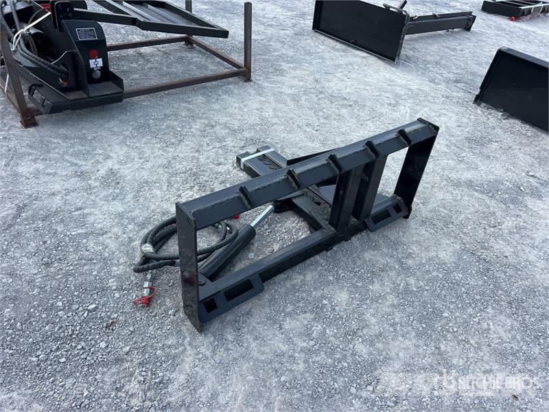 GIYI GY-TP45 Skid Steer Post Puller (Unused) Andet tilbehør
