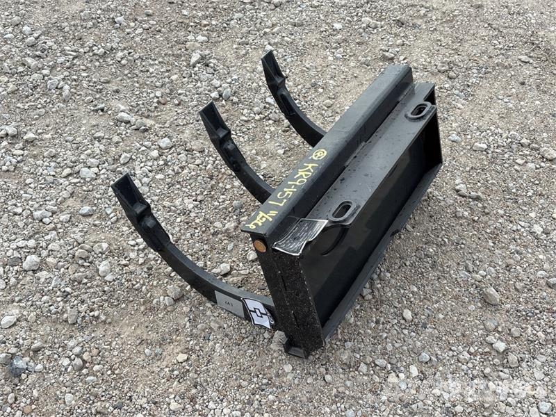 GIYI GY-TRP12 Mini Skid Steer Ripper Scarifier (Un Escarificadores