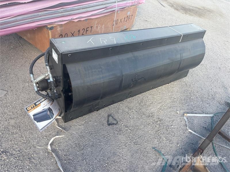 GIYI GY-VR72 72 in Skid Steer Vibratory Roller (Un Rodillos