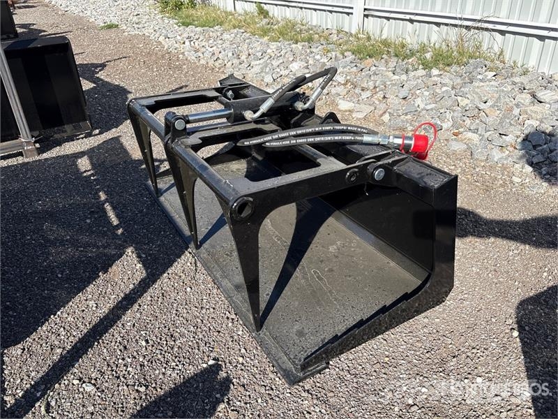 GIYI GY-X PG44 44 in Q/C General Purpose Mini Skid Cupa