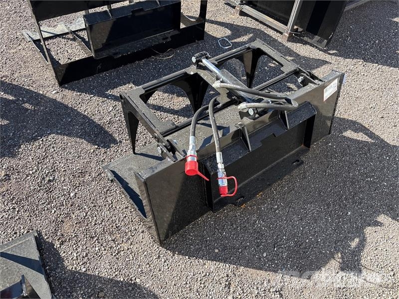 GIYI GY-X PG44 44 in Q/C General Purpose Mini Skid Cupa