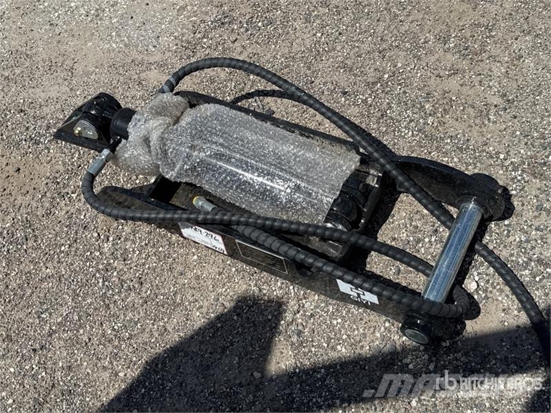 GIYI GY-XJ3T 30 in Cat Hydraulic Excavator Thumb ( Skovle