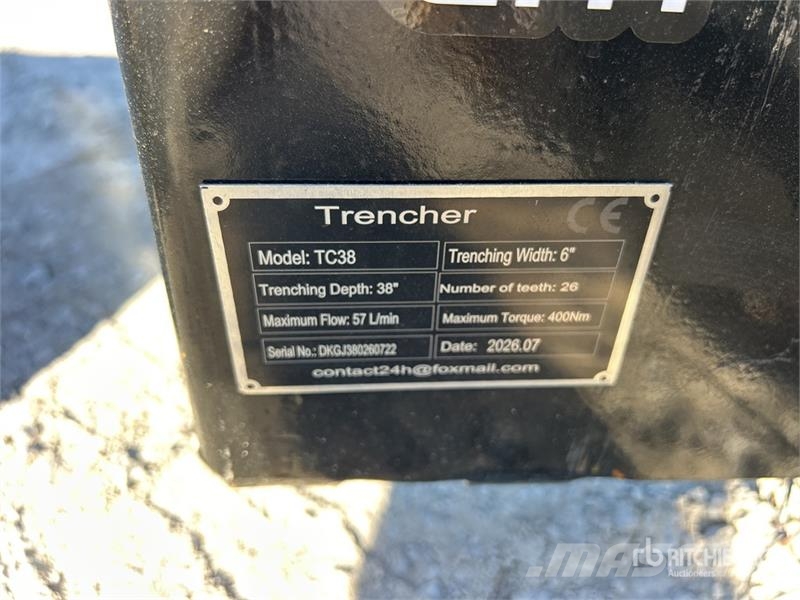  GIYI TC38 Mini Skid Steer Trencher (Unused) トレンチャー
