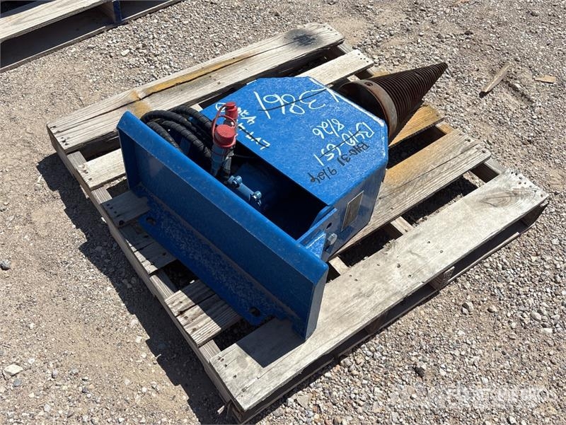GIYI WS43 Mini Skid Steer Wood Splitter (Unused) Other components