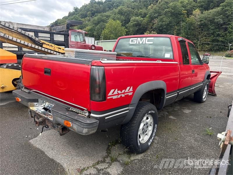 GMC 1500 SLE 4x4 Extended Cab Pickup Andre