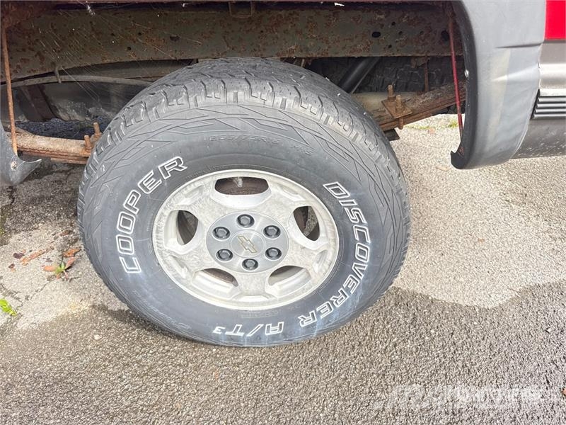 GMC 1500 SLE 4x4 Extended Cab Pickup Andre