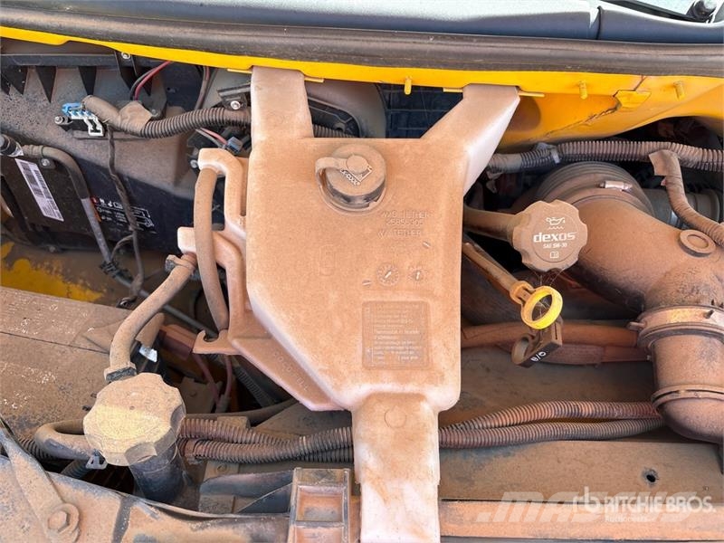 GMC 3500 4x2 Van Truck (Inoperable) Camion Fourgon